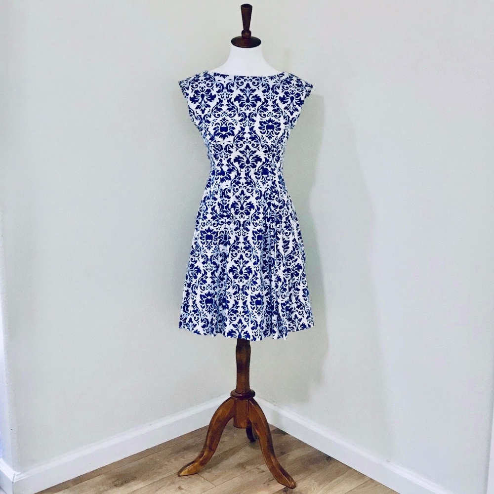 Beautiful Blue and White Print Dress